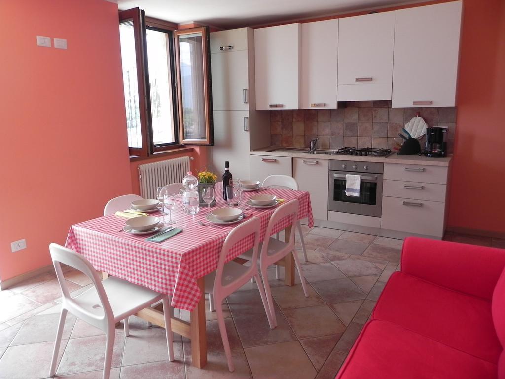 Casa Mattia Apartment Sorico Ruang foto